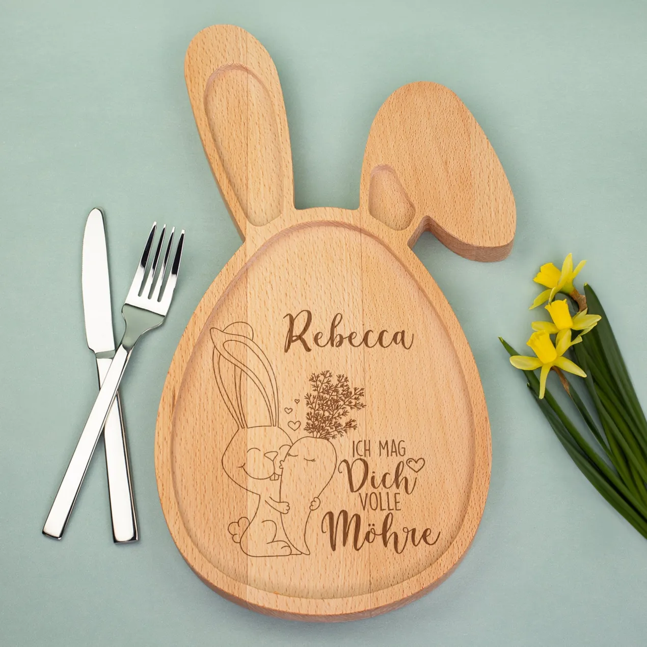 Personalisiertes Holzbrettchen in Hasen-Form 'Ich mag dich volle Möhre' | Ostergeschenk mit Liebe