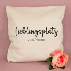 Personalisiertes Kissen 'Lieblingsplatz' mit Wunschtext | Geschenk zum Einzug & Hausbau für Wohnung