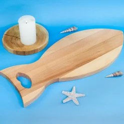 Personalisiertes Servierbrett 'Petri Heil' in Fischform für Angler | Holzbrett aus Buchenholz