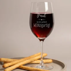 Personalisiertes Weinglas mit Gravur 