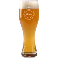 Personalisiertes Weizenbierglas mit Wunschname - König unter den Gastgebern in zwei Größen