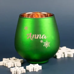 Personalisiertes Windlicht zu Weihnachten graviert mit Name & Schneeflockenmotiv in Rot oder Grün