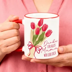 Personalisierte Tasse zum Muttertag mit Tulpen Motiv | Keramiktasse als Geschenk für Mama