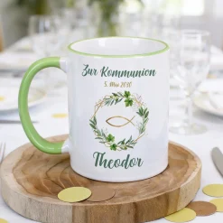 Personalisierte Tasse zur Kommunion, Taufe & Konfirmation mit Name – Ichthys & Kranz aus Zweigen