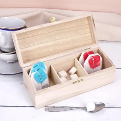 Personalisierte Teebox aus Holz mit Gravur von Name & filigranem Motiv | Geschenk für Teeliebhaber