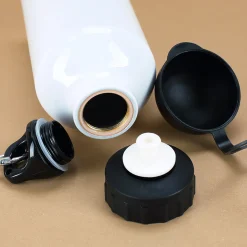Personalisierte Trinkflasche für Mädchen mit Schmetterlings-Motiv | Für Schule & Kindergarten