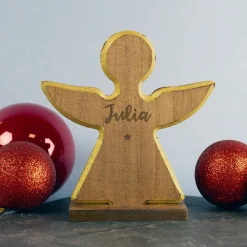 Personalisierte Weihnachtsfigur aus Holz mit Gravur & Goldrand | Stern, Engel oder Tannenbaum