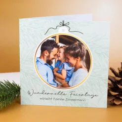Personalisierte Weihnachtskarte mit herausnehmbarer Fotokugel | Klappkarte mit Fotos & Wunschtext