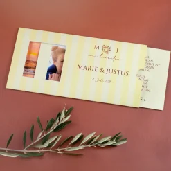 Personalisierte Ziehkarte als Hochzeitseinladung mit Fotos & Wunschtext | Effektkarte mit Überraschung