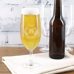 Pilstulpe von Leonardo zum Geburtstag mit Name und Alter