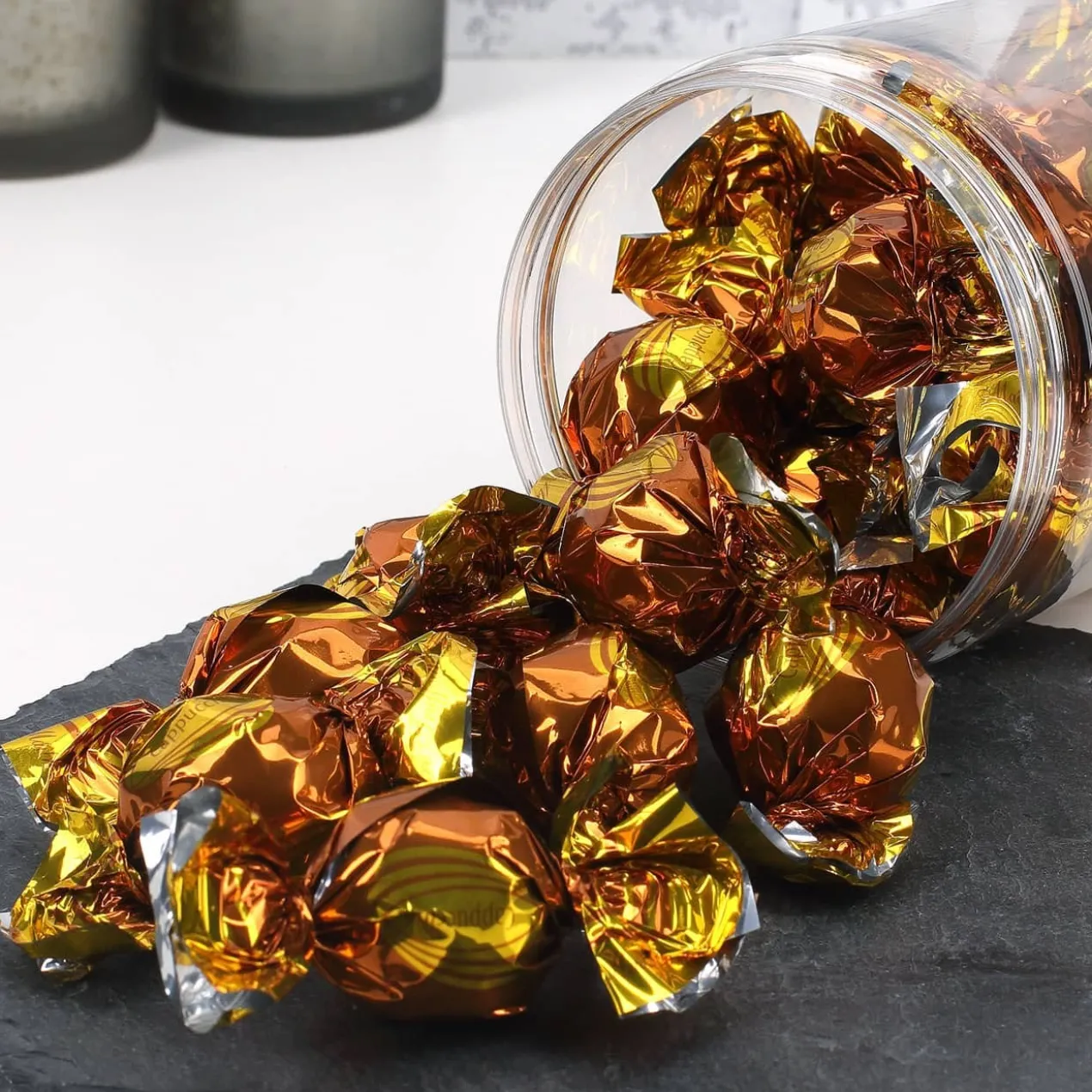 Pralinenflasche zur Goldhochzeit mit Namensaufdruck