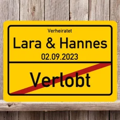 PVC-Schild zur Hochzeit mit Namen und Datum