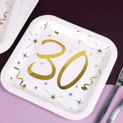 Quadratische Pappteller mit Gold-Metallic zum 30. Geburtstag