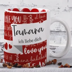 Romantische Tasse zum Valentinstag in verschiedenen Sprachen