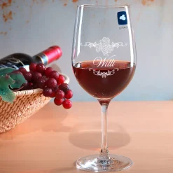Rotweinglas Weinrebe mit Namensgravur