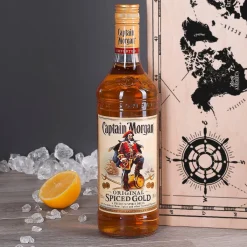 Rum-Set mit Captain Motiv