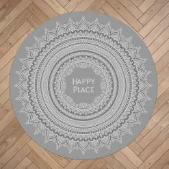 Runder Wohnteppich mit Mandala und Wunschtext in vier Farben