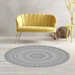 Runder Wohnteppich mit Mandala und Wunschtext in vier Farben