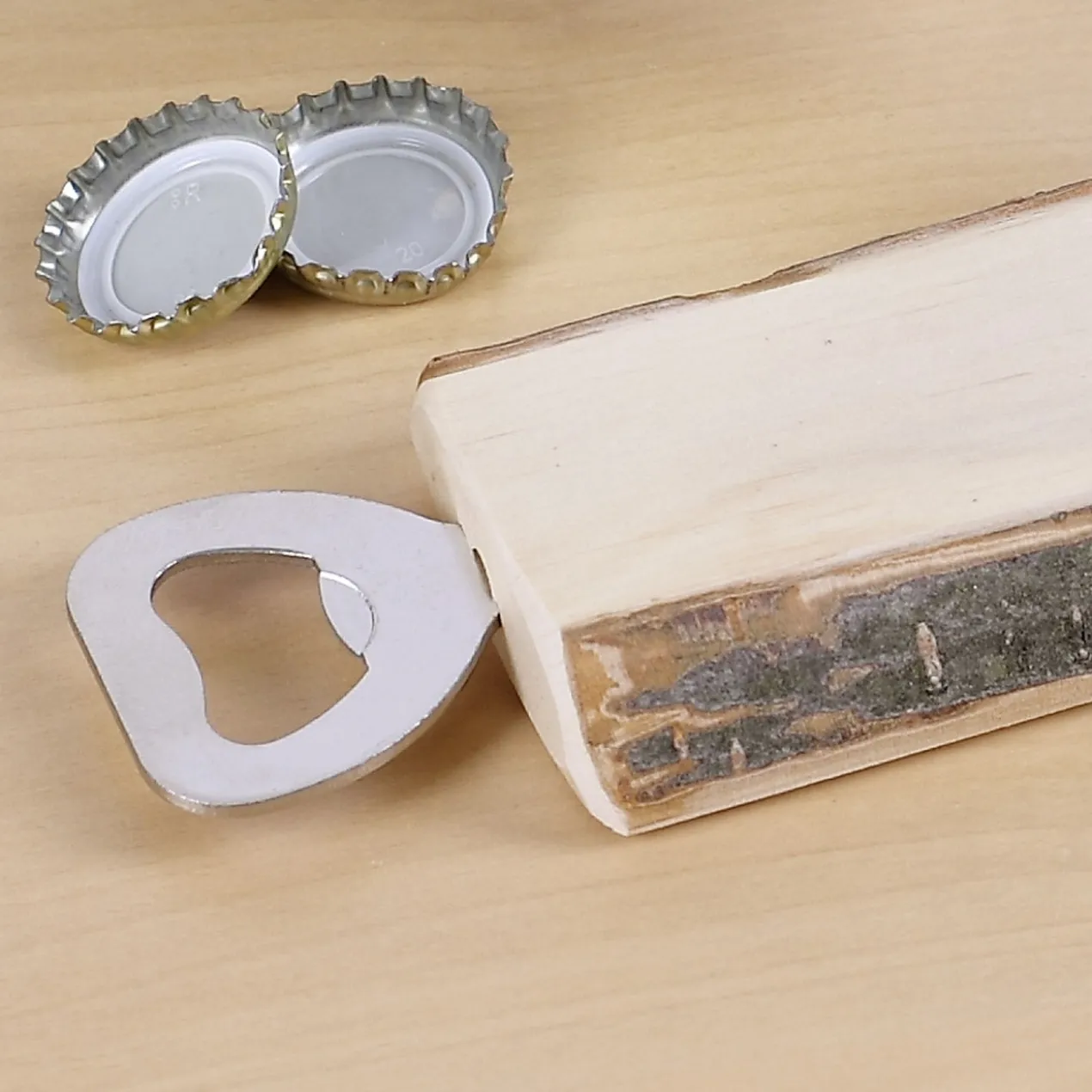 Rustikaler Holzflaschenöffner mit Wunschname