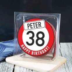 Salami Kabeltrommel zum Geburtstag mit Verkehrszeichenmotiv