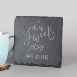 Schiefer-Untersetzer 'Home Sweet Home' personalisiert mit Namen für Paare als Einweihungsgeschenk