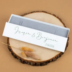 Schmuckverpackung personalisiert mit Namen & Datum für Armbänder zur Hochzeit oder Valentinstag