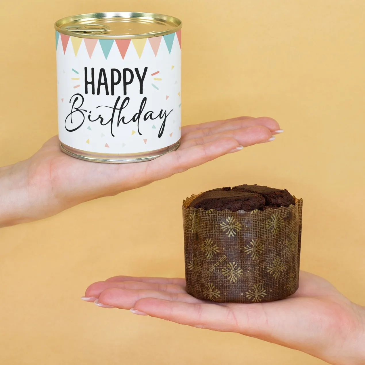 Schokoladen Brownie Kuchen in der Dose zum Geburtstag | Happy Birthday Geschenk in Bäckerqualität