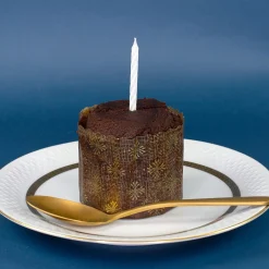 Schokoladen Brownie Kuchen in der Dose zum Geburtstag in Bäckerqualität mit Alter personalisiert