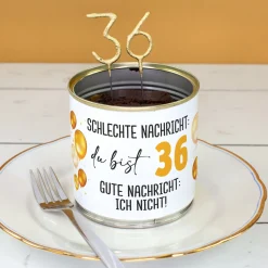 Schokoladen Brownie Kuchen in der Dose zum Geburtstag in Bäckerqualität mit Alter personalisiert