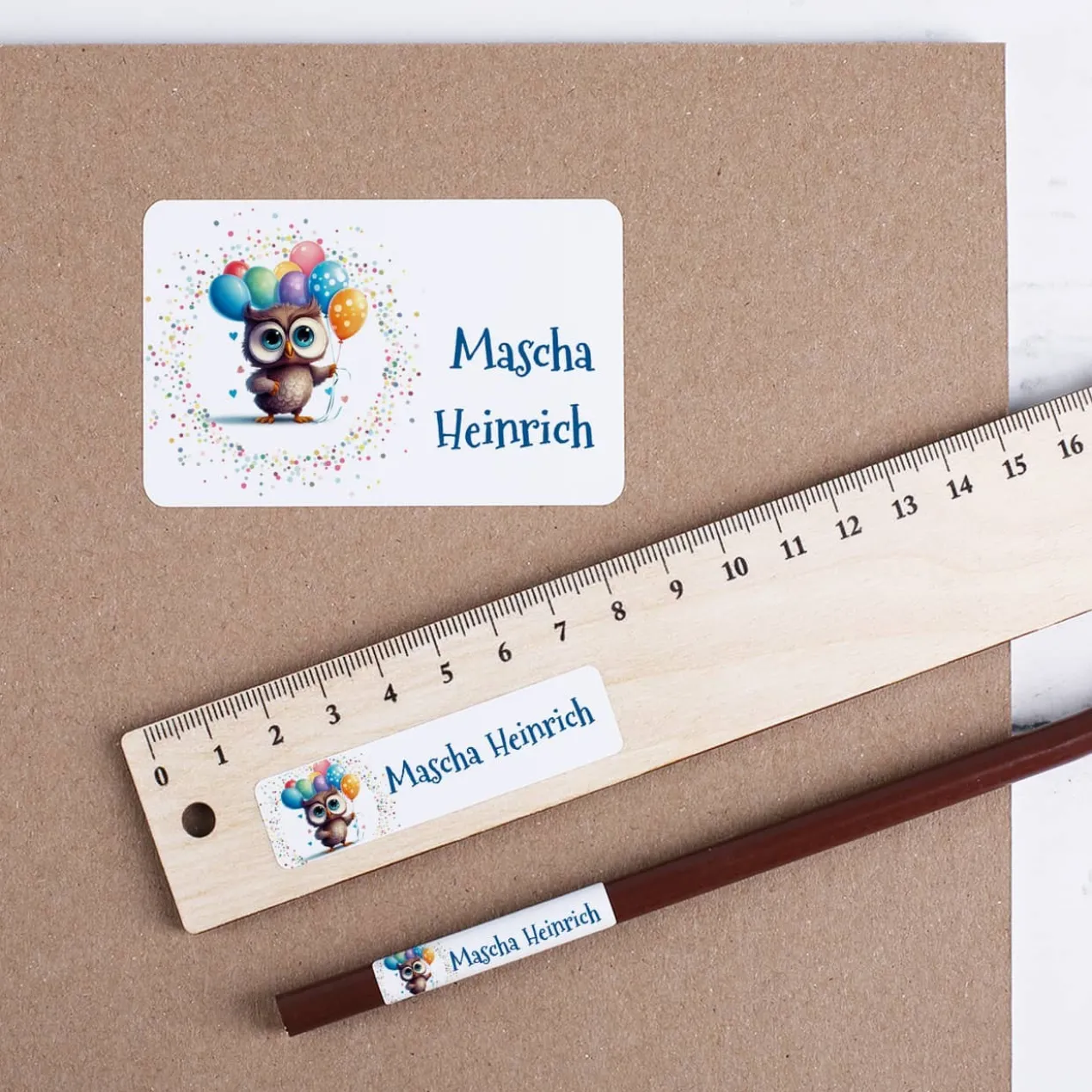 Schulaufkleber mit Name und bunter Eule (100 Stück)