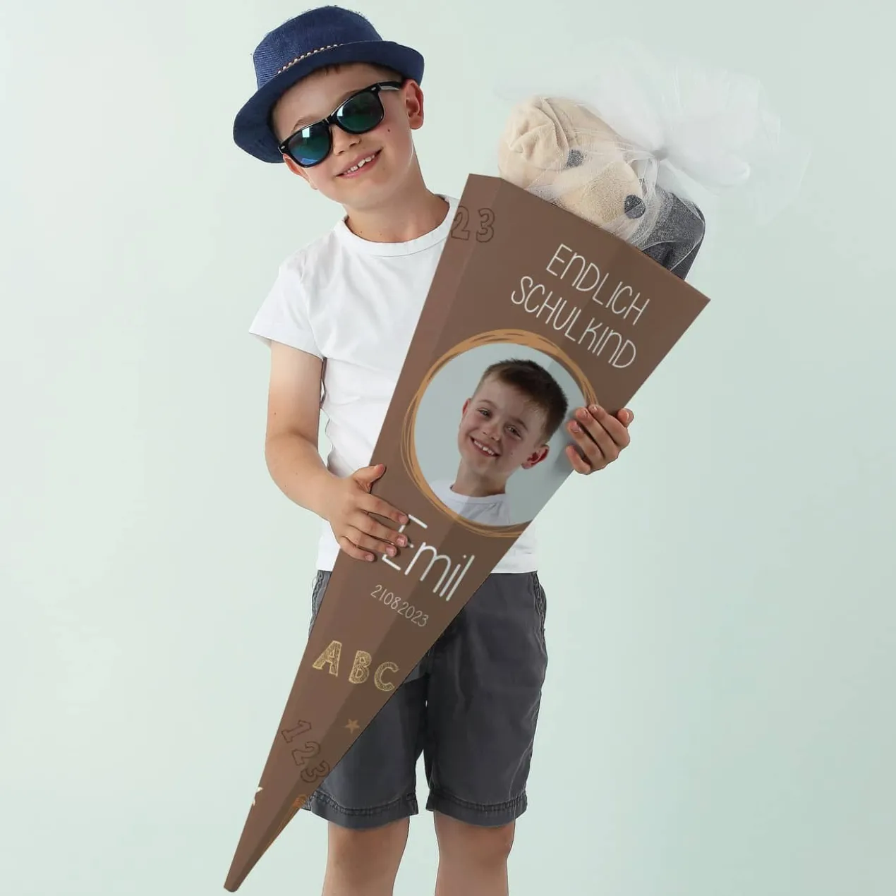 Schultüte in Tafeloptik mit Foto und Name