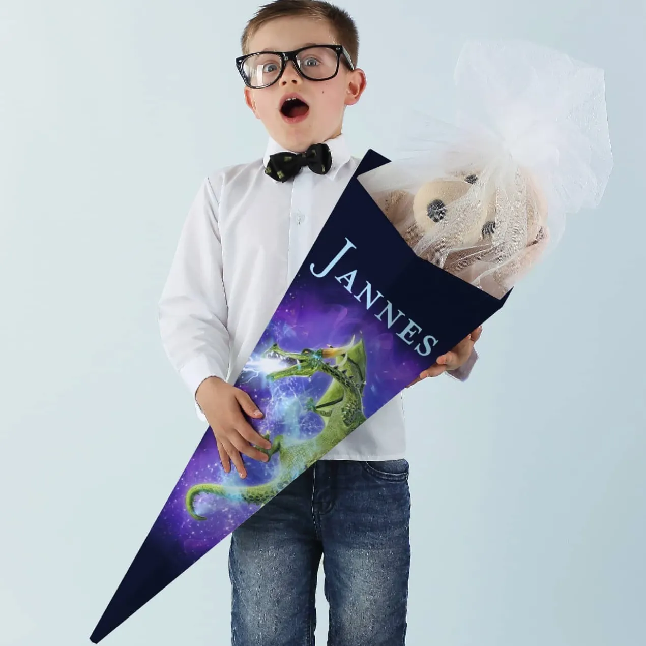 Schultüte mit Drachenmotiv und Ihrem Wunschnamen