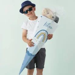 Schultüte mit Regenbogenmotiv für Jungen