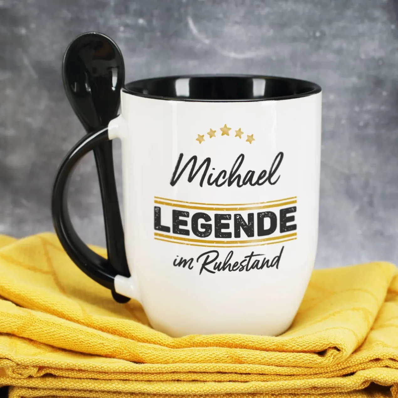 Schwarze Löffeltasse - Legende im Ruhestand