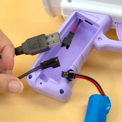 Seifenblasenpistole mit LED Licht | Party Bazooka mit Akku