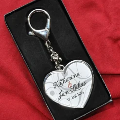 2-seitiger Schlüsselanhänger zur Hochzeit mit Foto, Namen und Datum