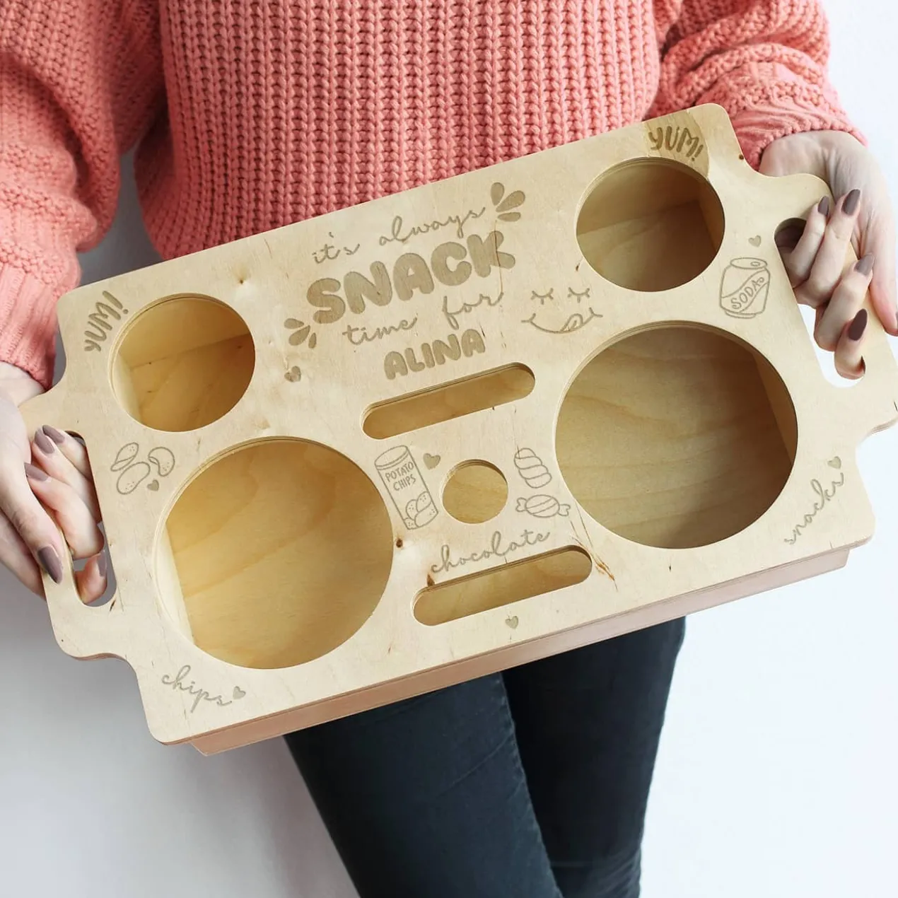 Snackbar "It's always snack time" aus Holz mit Personalisierung