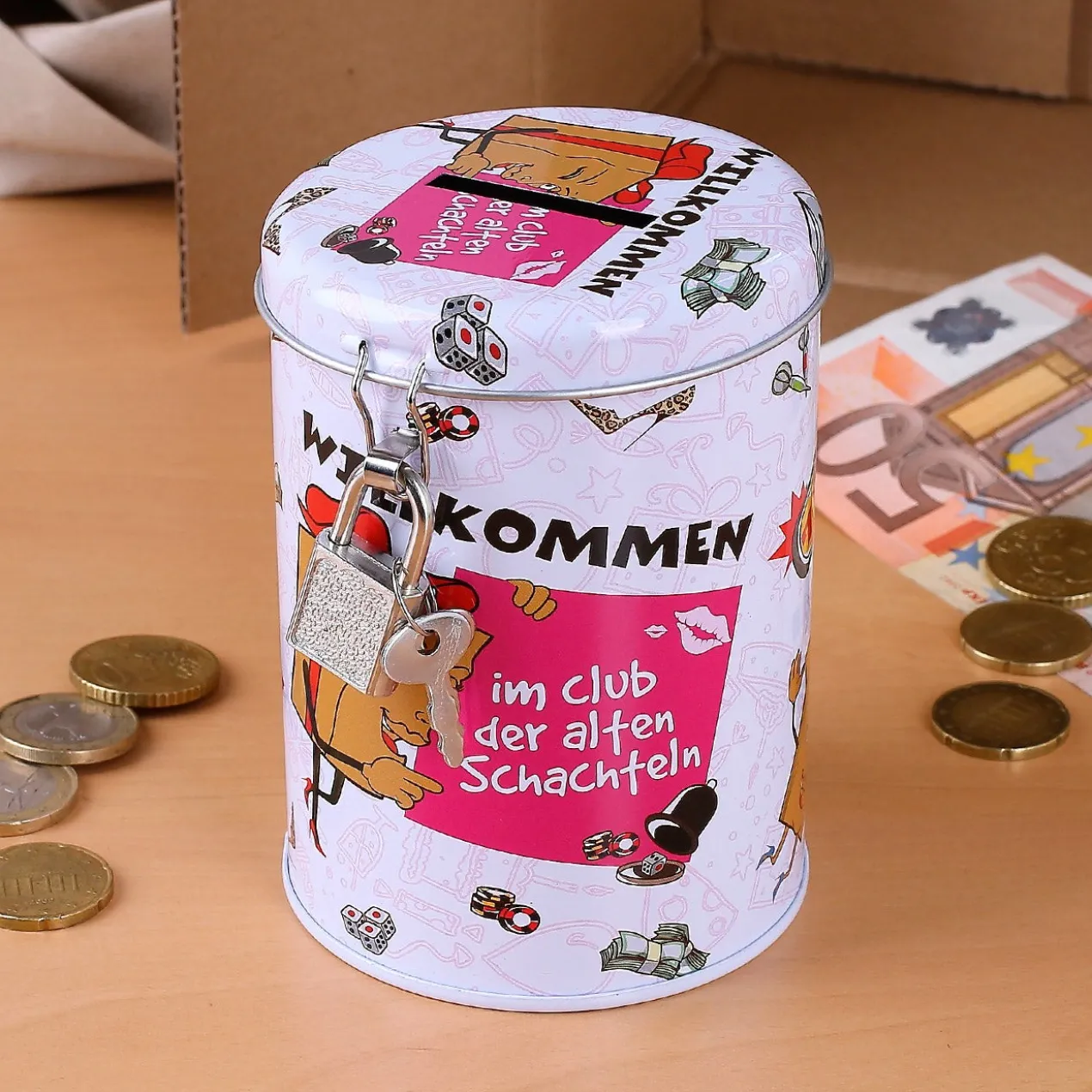 Spardose mit Schloss - alte Schachteln