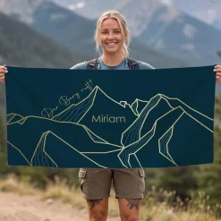 Sporthandtuch für Wandern & Berge personalisiert mit Name | Sport Handtuch schnelltrocknend