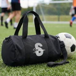 Sporttasche mit Name & Initiale personalisiert als Geschenk | Reisetasche für Freizeit & Sport