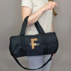 Sporttasche mit Name & Initiale personalisiert als Geschenk | Reisetasche für Freizeit & Sport