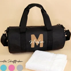 Sporttasche mit Name & Initiale personalisiert als Geschenk | Reisetasche für Freizeit & Sport