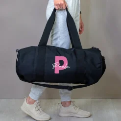 Sporttasche mit Name & Initiale personalisiert als Geschenk | Reisetasche für Freizeit & Sport