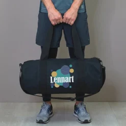 Sporttasche mit Name personalisiert als Geschenk | Kleine Reisetasche & Dufflebag für Freizeit und Sport