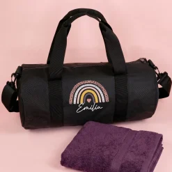 Sporttasche mit Regenbogen Motiv & Name personalisiert | Reisetasche als Geschenk für Mädchen & Frauen