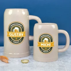 Steingut Bierkrug 'Bierkenner' personalisiert mit Name | Keramik Bierglas 0,5 oder 1 Liter