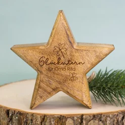 Stern aus Holz mit personalisierter Gravur als Dekoration | Glücksstern Geschenk