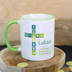 Tasse für kirchliche Anlässe mit Kreuz und Name