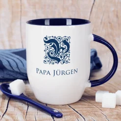 Tasse mit Monogramm