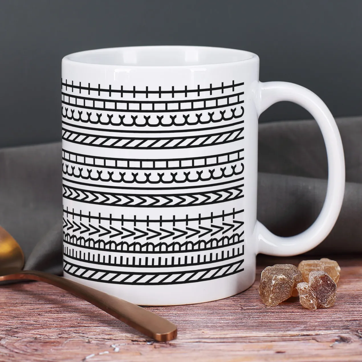 Tasse mit versteckter Botschaft 'Nervt mich nicht' | Lustiges Geschenk für Kollegen